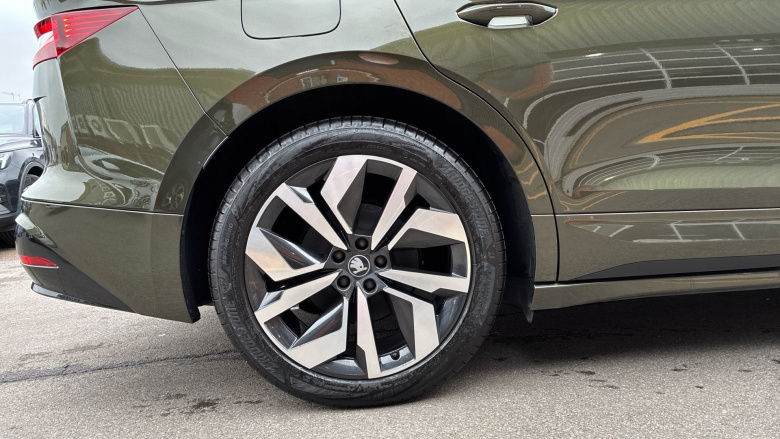 Skoda Enyaq 210kW 85 Sportline 82kWh 5dr Auto Electric Estate